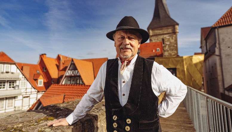 Der Knickmeister lädt zum neuen Stadtspaziergang