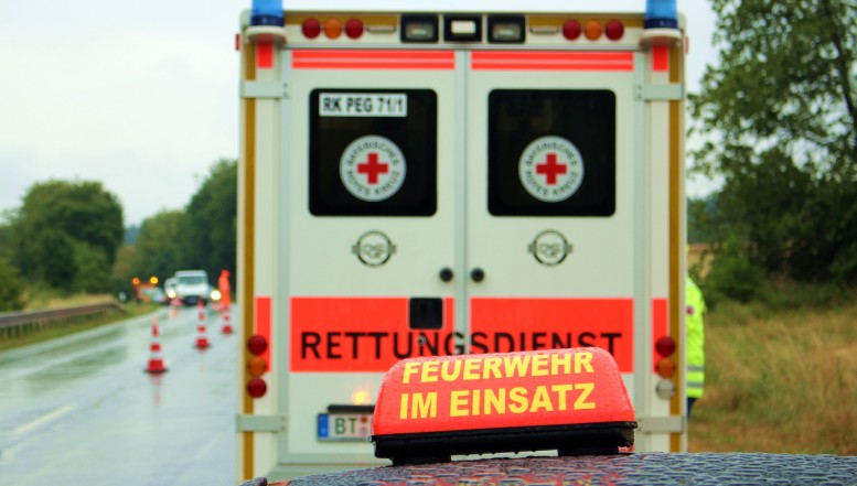 Schwerer Verkehrsunfall auf K 45 zwischen Nesselröden und Etzenborn