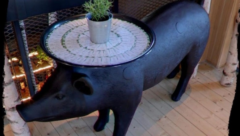 Unbekannte stehlen lebensgroßes Dekoschwein aus Burger-Restaurant in der Göttinger Goetheallee