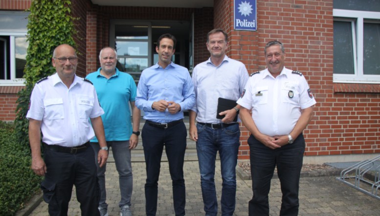 Verwaltungs-Chefs und Polizei tauschen sich aus