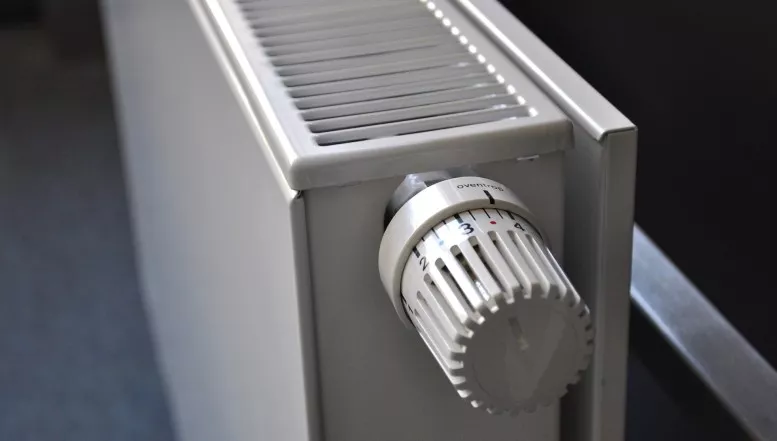 Energiekosten sparen: Heizkörper jetzt entlüften