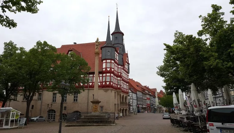 Ermittlungen nach anonymer Bombendrohung in Duderstadt - Entwarnung am frühen Nachmittag
