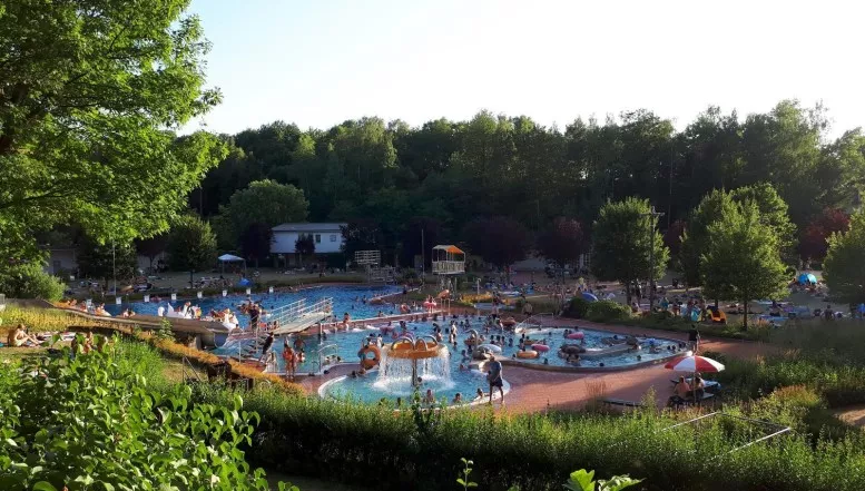 Freizeit- und Erlebnisbad Sontra startet in die Badesaison