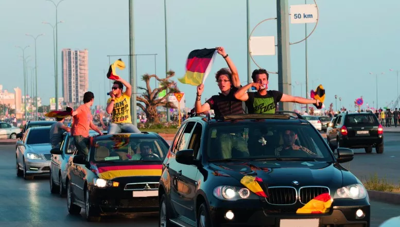 Fußball-Fieber hinterm Steuer