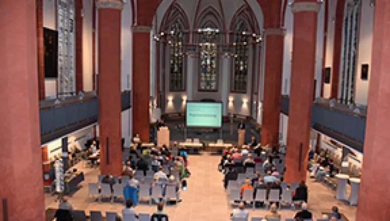 Kirchenkreissynoden Göttingen und Münden stimmen für sieben Regionen