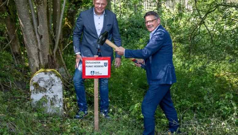 Ministerpräsident Boris Rhein besucht östlichsten Punkt Hessens